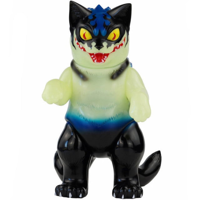 The Konatsuya Devilman Daioh Negora is a vinyl toy figure resembling a monster cat with fierce yellow eyes, red mouth, blue and black markings, raised arms, and curled tail—showcasing anime-inspired charm.