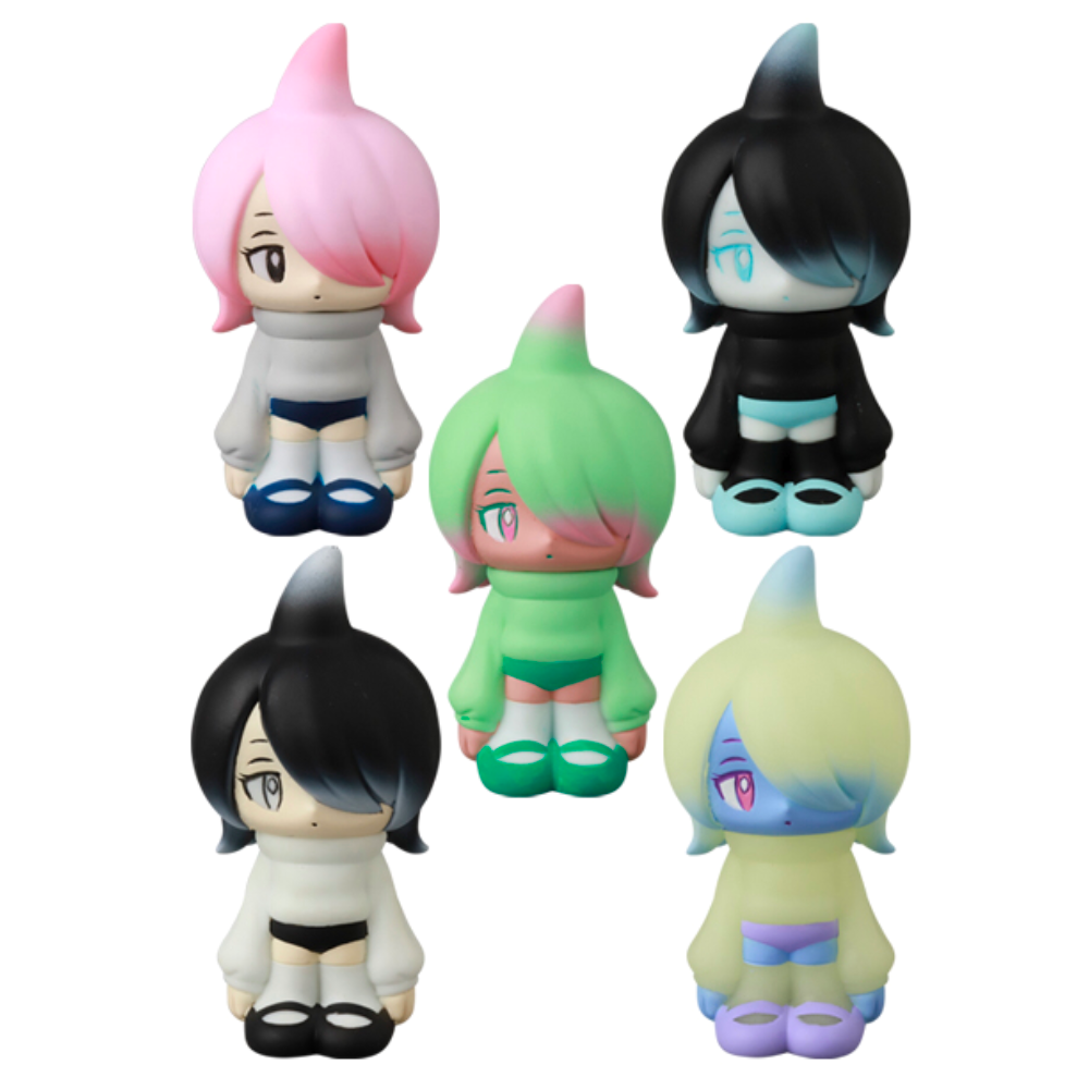 Five VAG 43 — Kae Chan V3 figures by Medicom (JP) with shark fin hairstyles and distinct pastel or dark palettes stand against a white background, highlighting the playful appeal of Japanese vinyl toy design.