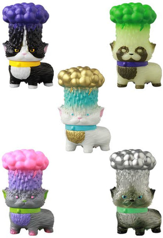 Five Medicom (JP) VAG 41 — Heavy Rain Cat vinyl figures with broccoli-shaped cat heads in various colors, arranged in a V against a white background—ideal for collectors of unique Japanese gachapon toys.