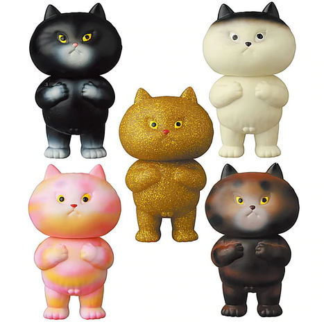 A collection of VAG 29 — Futekoneko figurines in various colors, inspired by Vinyl Artist Gacha by Medicom (JP).