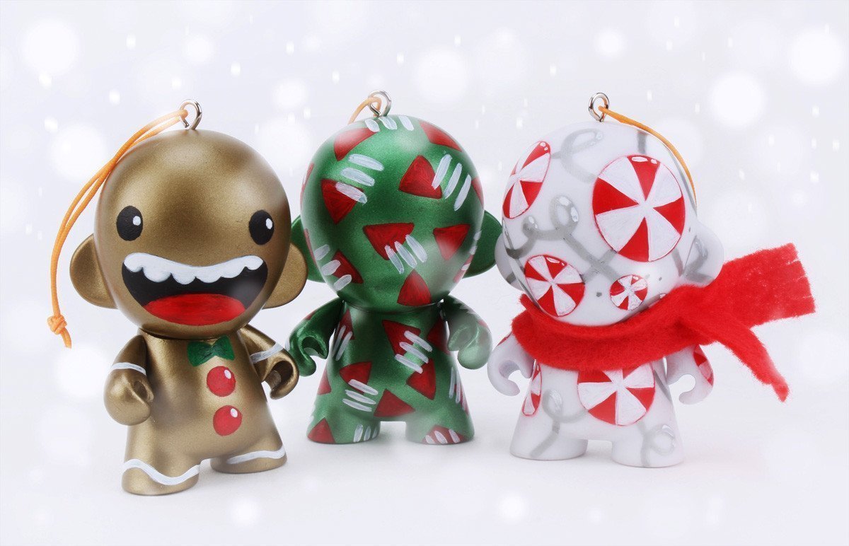 Munny Ornament Paint-a-Long Class Banner Image }}