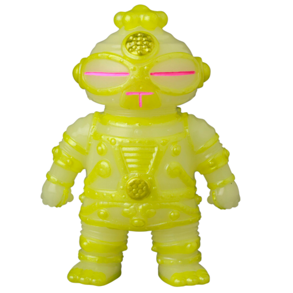 The VAG 40 — Tomodachi Zero Machine by Medicom (JP) is a Japanese vinyl toy robot featuring pink eyes and intricate designs, embodying the playful spirit of gachapon figures.