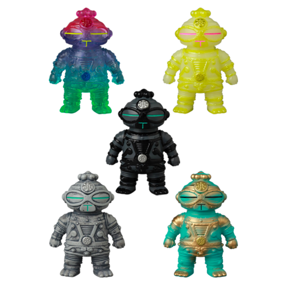 Five small figures from the VAG 40 — Tomodachi Zero Machine collection come in multicolor, yellow, black, gray, and gold. Each figure by Medicom (JP) features a robot-like design with unique facial and body details, capturing the essence of Japanese vinyl toys commonly seen in Vinyl Artist Gacha collections.