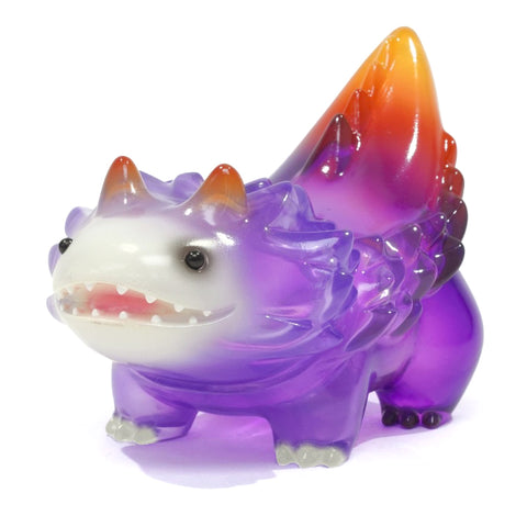 A translucent-bodied Seedlas Brother — Ametrine by Paradise Toy (TW) features purple and orange hues, small horns, a spiky back, and stands on four legs.