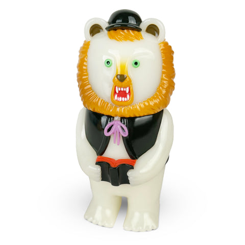 The Morichan — No. 3 by Paradise Toy (TW) is a white bear with an orange mane, dressed in a black vest and hat, holding a red book, with green eyes and an open mouth.