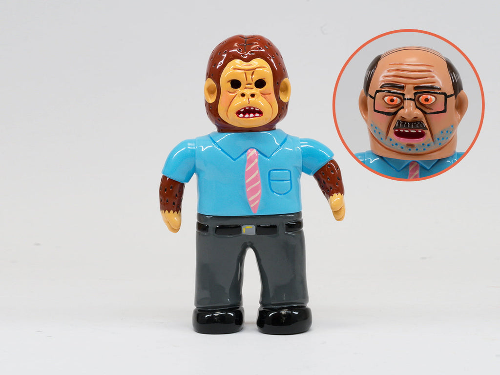 The About Animals Satoshi/Gorilla — Series 3 by Paradise Toy features a gorilla figure with a monkey face in a blue shirt and tie, plus an inset of an alternate human head with glasses and unique markings.