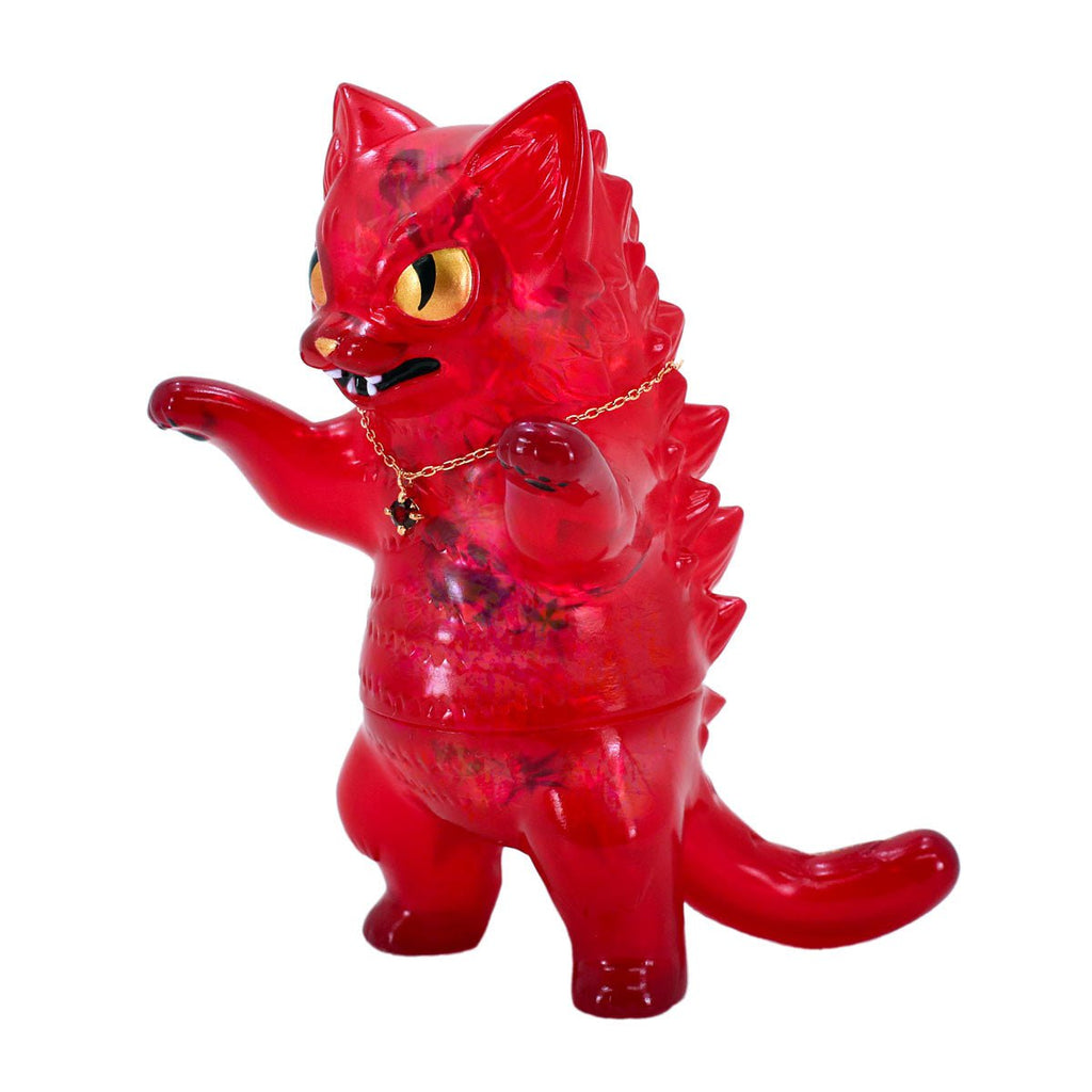 This limited edition Negora Birthstone Collection — Garnet figurine by Konatsuya (JP) features a red cat with a chain around its neck.